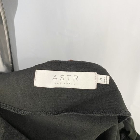 Astr The Label Isolde One Shoulder Bodysuit Black - Picture 4 of 9